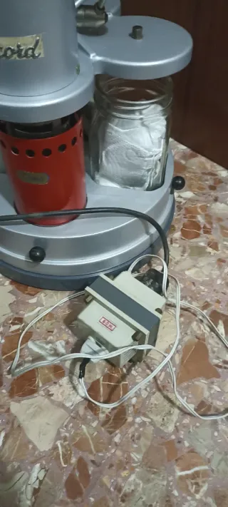 Lavadora de relojes Record