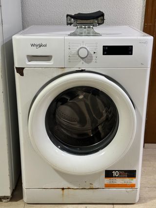Lavadora Whirlpool 9kg - Puerta a reparar