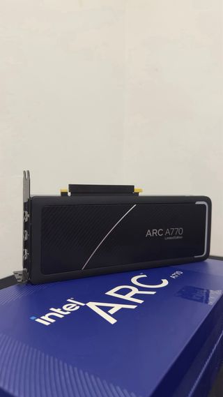 Tarjeta Gráfica Intel ARC A770 16GB