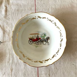 Ensaladera porcelana francesa filo dorado carruaj