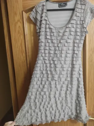 Vestido con volantes de fiesta Talla S