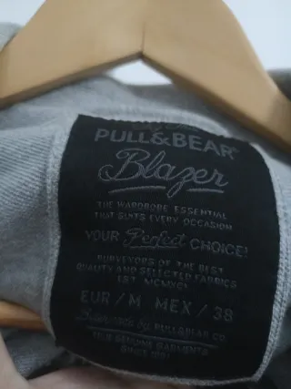 Chaqueta Pull&Bear Gris