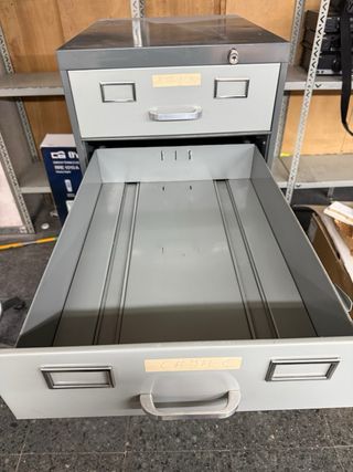 Archivador metálico de pie 5 cajones