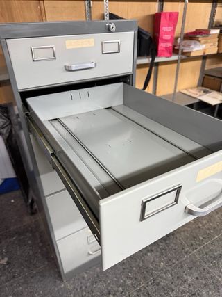 Archivador metálico de pie 5 cajones