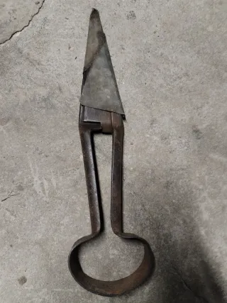 Forbici antiche in metallo