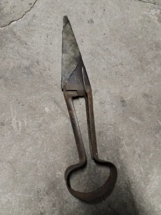 Forbici antiche in metallo