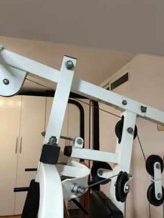 Máquina musculación multiestación