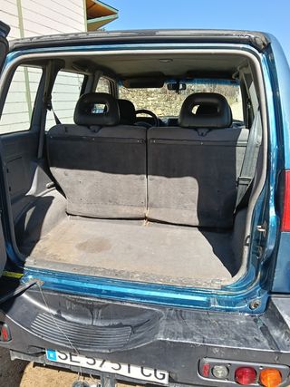 Nissan Terrano II 1993