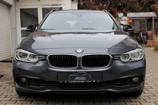 BMW 330i xDrive Touring Automático - 2018