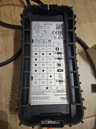 Cargador Coche Eléctrico APTIV 1.8 kW