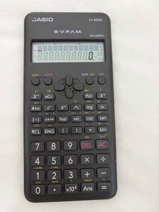 Calculadora Casio fx-82MS