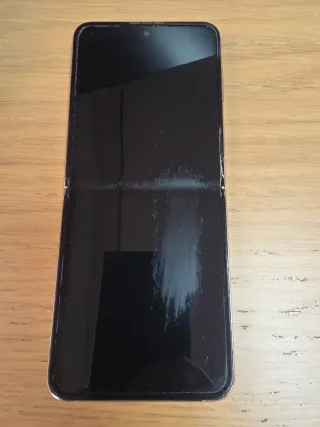 Samsung Galaxy Z Flip 4 128GB - Pezzi ricambio