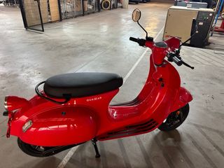 Scooter Eléctrica Roja Quazzartech