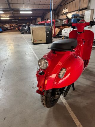 Scooter Eléctrica Roja Quazzartech