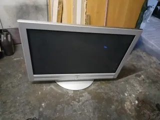 Televisor 42 pulgadas Sony plata