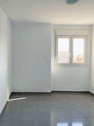 Piso en alquiler en Parque Mediterráneo - Santa Paula en Málaga