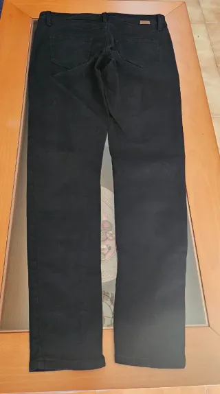 Pantalón negro