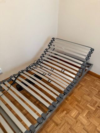 Cama articulada con colchón de 90. GERMANY