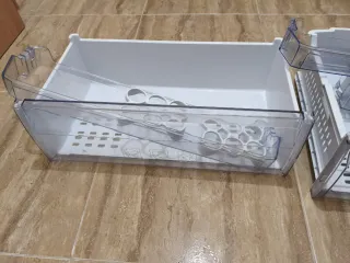 Cajones y bandejas frigo BEKO