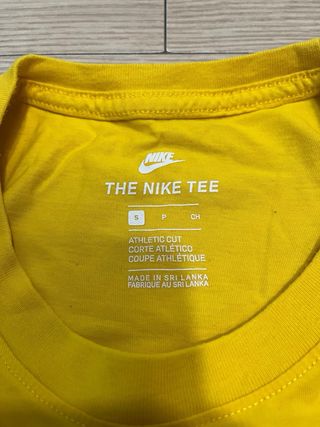 Camiseta Nike Amarilla