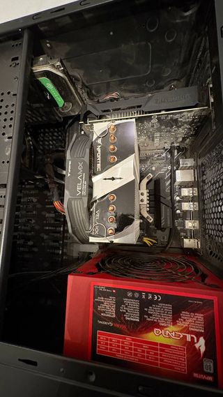 PC Gaming i3-8100 | 1050Ti | 16GB RAM | SSD+HDD