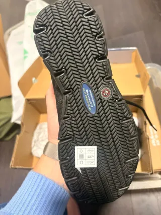 Skechers Relaxed Fit Memory Foam Zapatos Negros