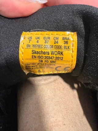 Skechers Relaxed Fit Memory Foam Zapatos Negros