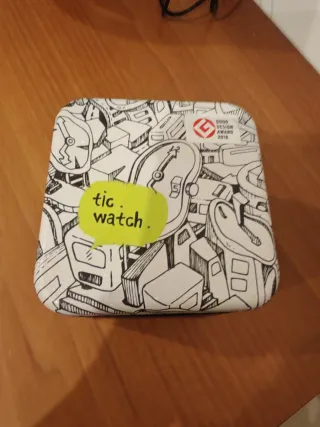 Smartwatch Ticwatch E Nero