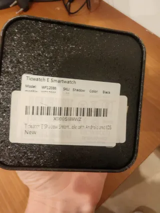 Smartwatch Ticwatch E Nero