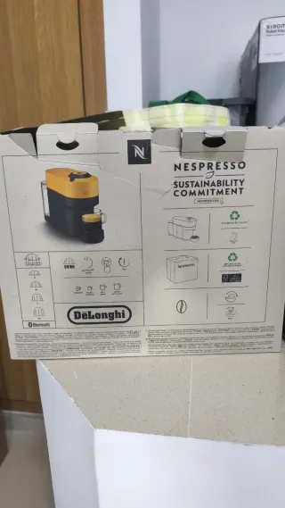 Cafetera Nespresso Vertuo Pop Amarilla