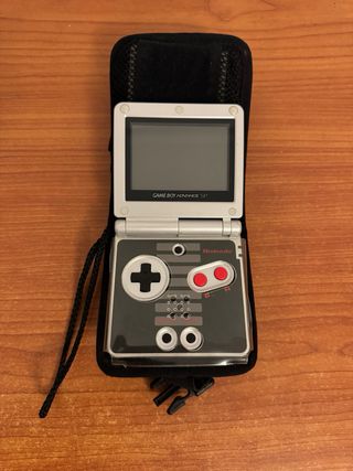 Nintendo Game Boy Advance SP - Ed. NES