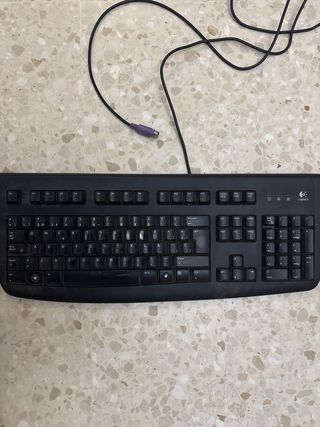 Teclado Logitech Negro PS/2