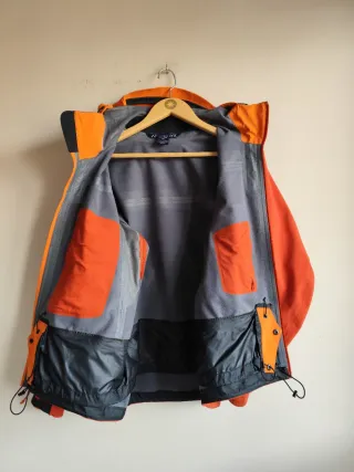 Arc'teryx Beta LT Gore-Tex Jacket Made in Canada R