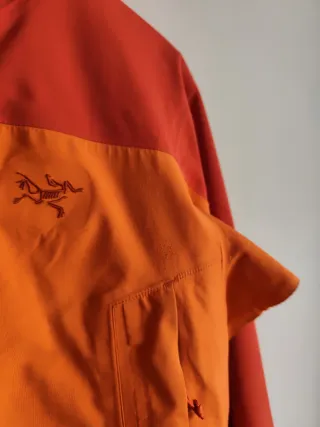 Arc'teryx Beta LT Gore-Tex Jacket Made in Canada R