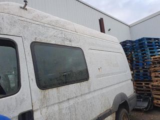 Defensa delantera renault 169088 mascott (2000)