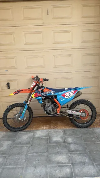 KTM 250 SX-F Motocross