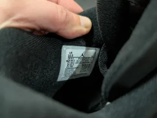 Jordan 4 Black Cat / 44.5 EU