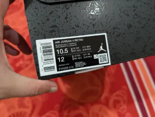 Jordan 4 Black Cat / 44.5 EU