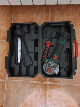 Caladora y amoladora Parkside con 2 baterías