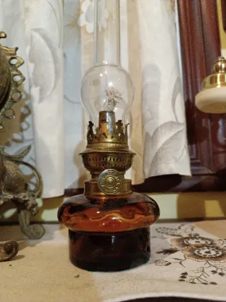 Quinqué de cristal y metal medidas