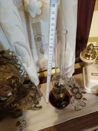 Quinqué de cristal y metal medidas