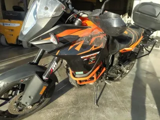 KTM 1090 Adventure Naranja/Negra
