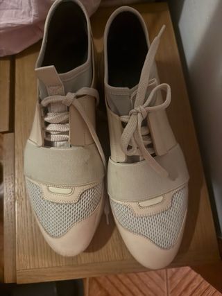Zapatillas Balenciaga Race Runner Beige