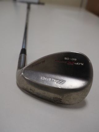 Mizuno MP-R Series Wedge 60-05 Black Ni