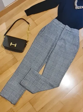 Conjunto Jersey Cuello Alto y Pantalón