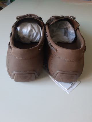Mocasines beige/marrón talla 41