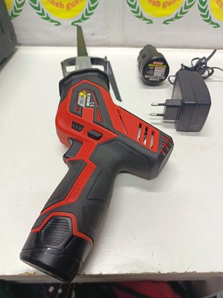 Sierra Sable Stayer SS122 + Batería