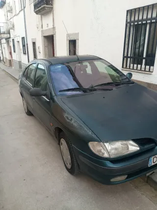 Renault Megane classi 1998
