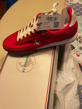 Zapatillas El Ganso Rojas y verde las verde son 44