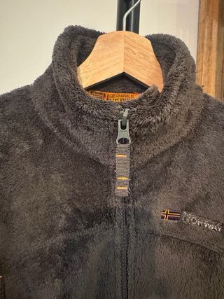 Chaqueta Forro Polar Geographical Norway Marrón
